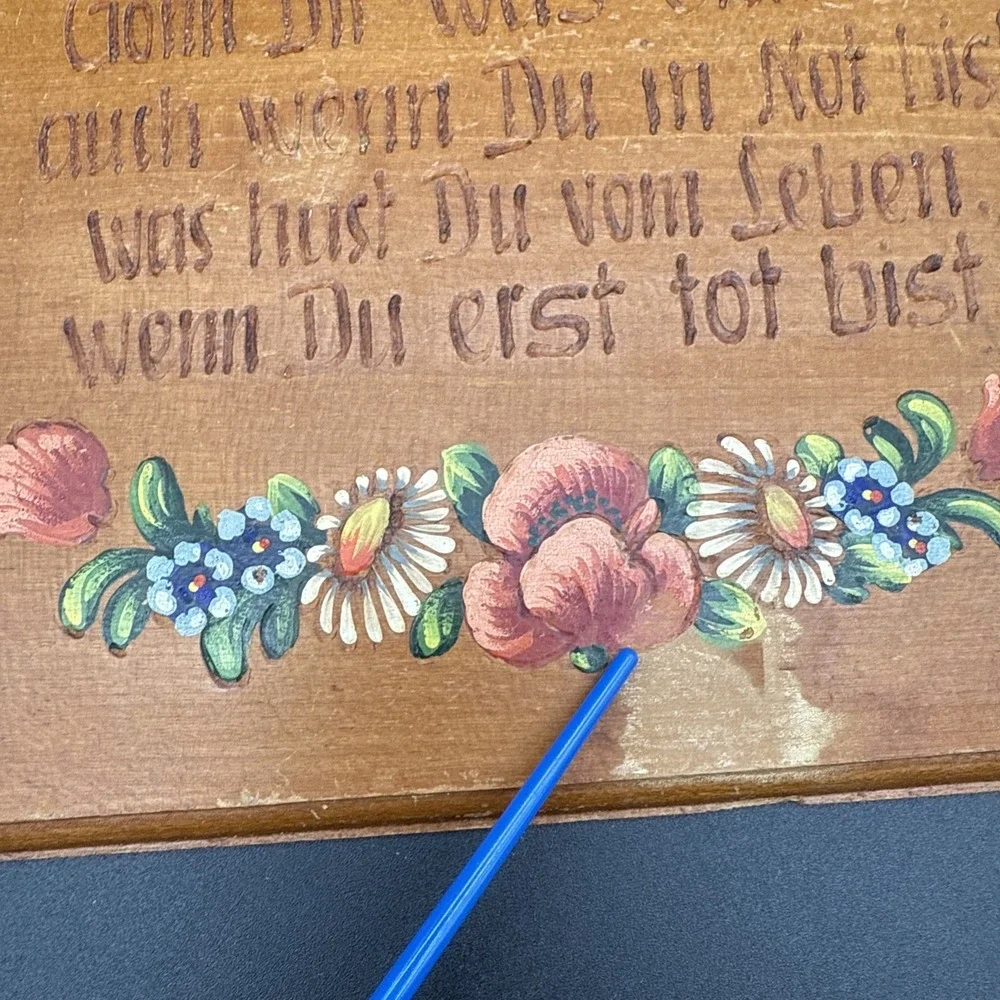 Vtg German Wooden Wall Plaque Hand Painted Flowers Folk Art Motto Gönn Dir